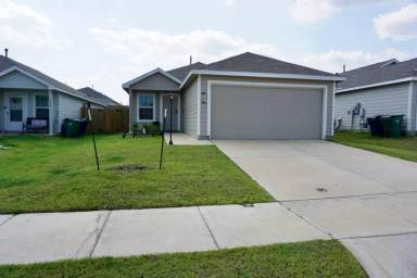 Main picture of 3155 Helix Bay Dr