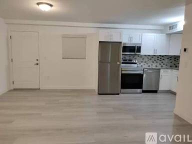 Main picture of 5185 W Flagler St
