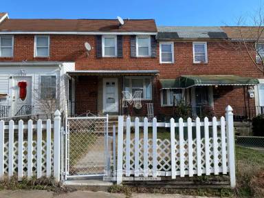 Main picture of 1521 Charlotte Ave