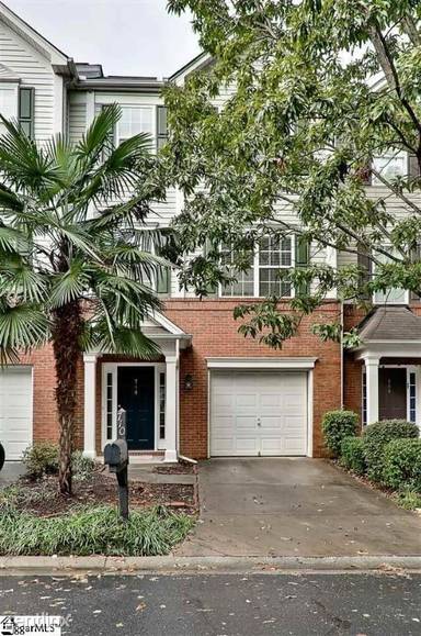 Main picture of 710 Calle Pl