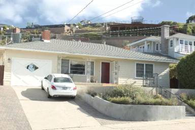 Main picture of 846 Forward St