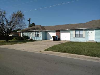 Main picture of 1500 W Rainey St