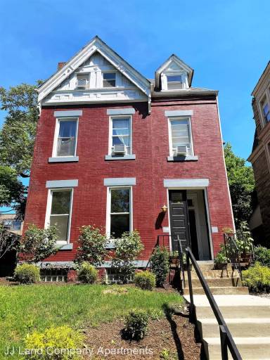 Main picture of 742 N Beatty St