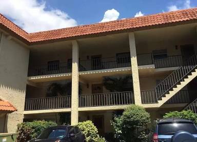 Main picture of 1650 Pine Tree Ln