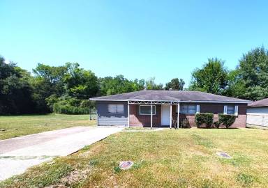 Main picture of 9270 McLean St