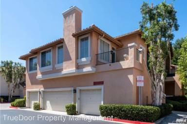 Main picture of 2805 Ladrillo Aisle