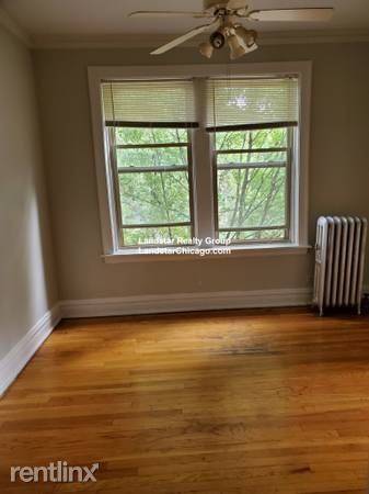 Main picture of 1525 W Estes Ave