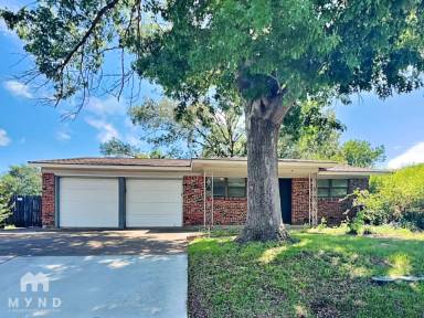 Main picture of 605 Thompson Dr