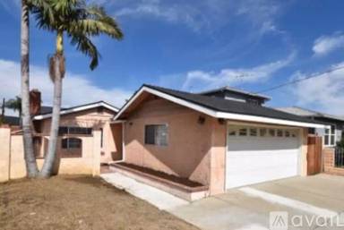 Main picture of 221 Pacific Ave