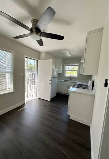 Main picture of 253 Lansing Way