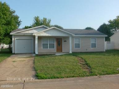 Main picture of 1402 Cypress Dr