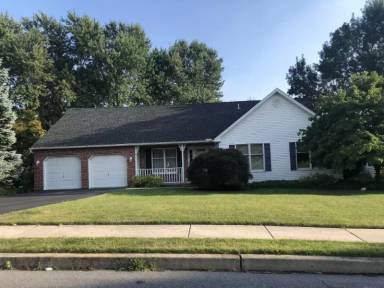 Main picture of 1038 Boeshore Cir