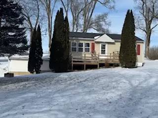 Main picture of N1601 Powers Lake Rd