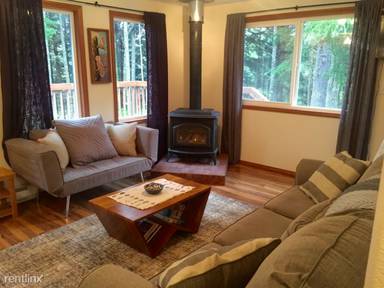Main picture of 121 Telemark Way