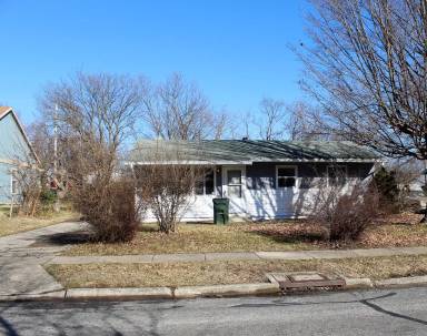 Main picture of 5151 Gardendale Ave