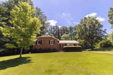 Main picture of 1518 Emerson Dr
