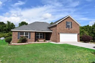 Main picture of 1006 White Oak Cir