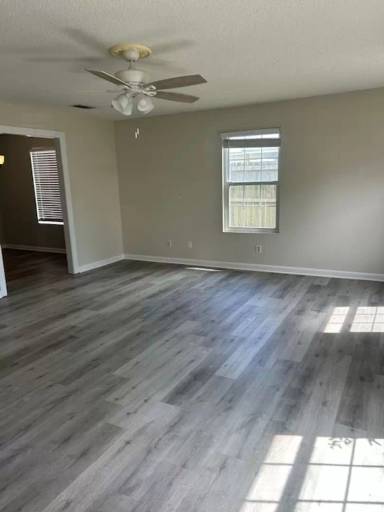 Main picture of 4808 Sherri Ln