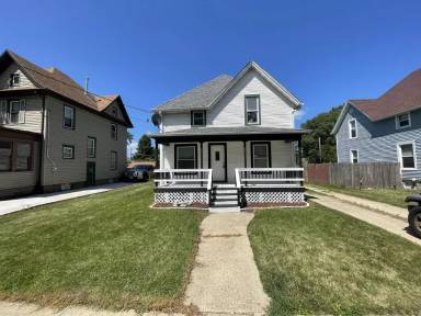 Main picture of 1028 Hackett St