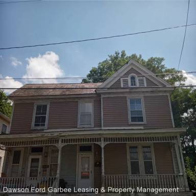 Main picture of 910 11th St