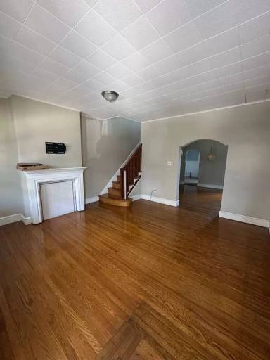 Main picture of 4030 Dexter St