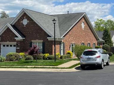 Main picture of 9533 Airdrie Ln