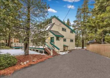Main picture of 11540 Deerfield Dr