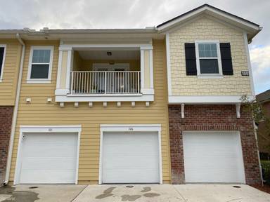 Main picture of 100 Brannan Pl