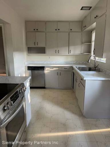 Main picture of 183 Pine St