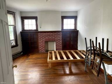 Main picture of 56 Starr St