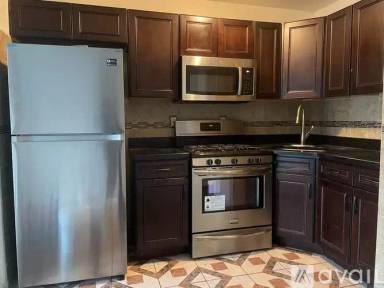 Main picture of 192 Highland Pl