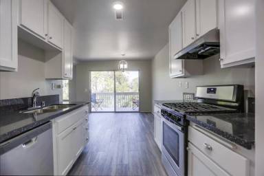 Main picture of 4262 Mesa Vista Way