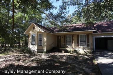 Main picture of 262 Lee Road 667