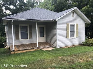 Main picture of 891 Smyre Dr