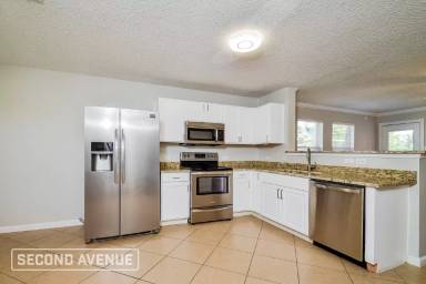 Main picture of 2604 Mitchell Ln
