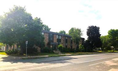 Main picture of 5301 Chicago Ave