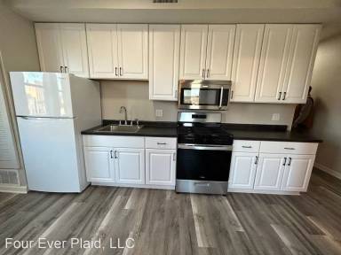 Main picture of 208 S Minnesota Ave