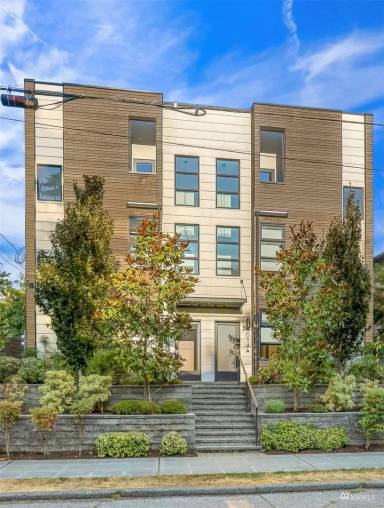 Main picture of 3014 21st Ave W
