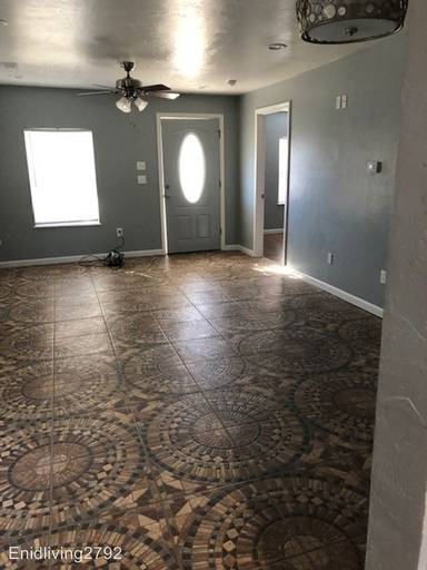 Main picture of 1804 W Elm Ave