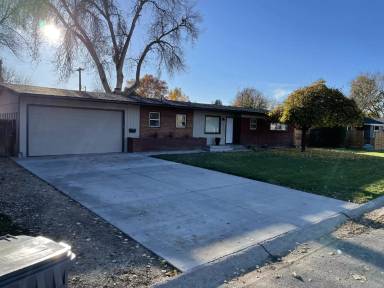 Main picture of 5921 W Chestnut Dr