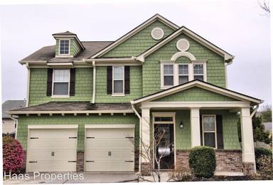 Main picture of 402 Waverly Pl