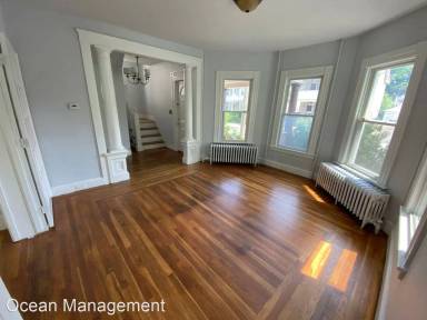 Main picture of 58 Atwater St