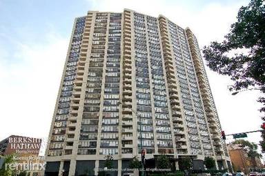 Main picture of Lake Park Plaza Condominium