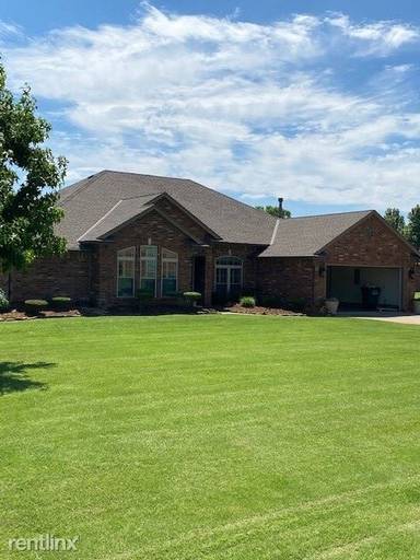 Main picture of 7200 Mid Iron Ln