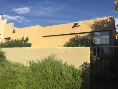 Main picture of 7120 Wren Walk Dr NE