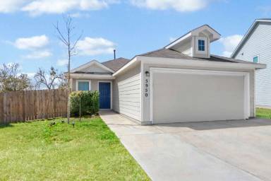 Main picture of 5950 Lady Ln