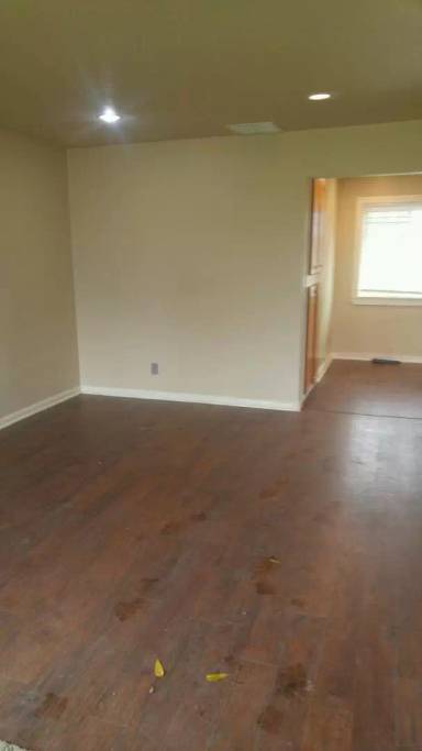 Main picture of 16362 Hiram Ave