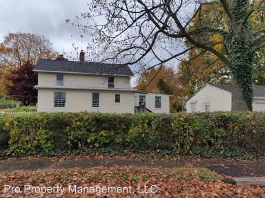 Main picture of 67 Hawthorne Ave