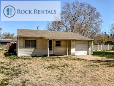 Main picture of 1516 Woodlawn St