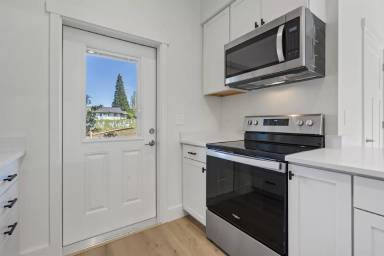 Main picture of 4020 Dewey Rd